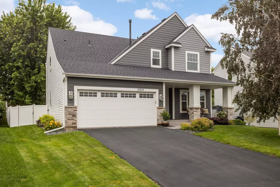 15315 Dundee CT, Apple Valley, MN 55124