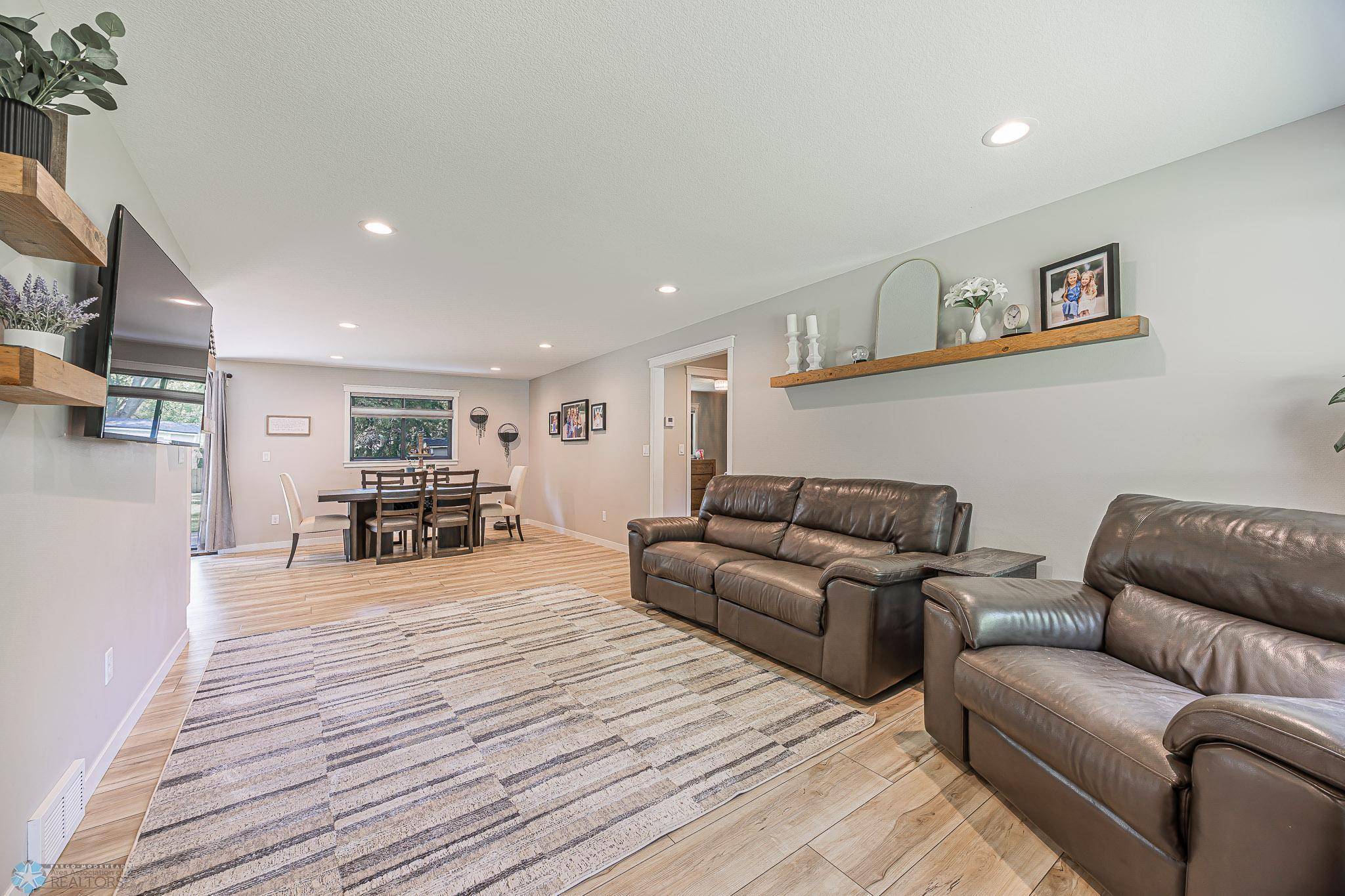 Barnesville, MN 56514,407 6th ST NE