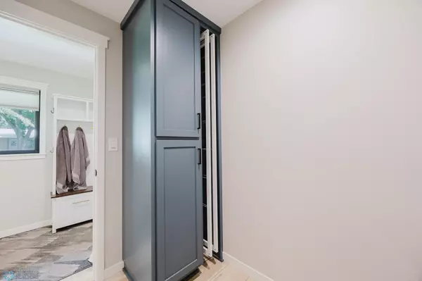 Barnesville, MN 56514,407 6th ST NE