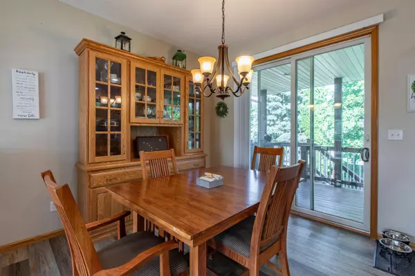 Kasson, MN 55944,406 13th AVE NW