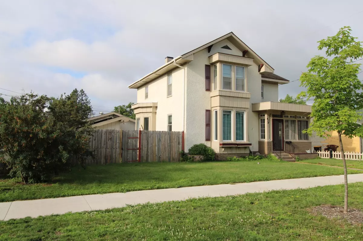 Brainerd, MN 56401,414 Juniper ST