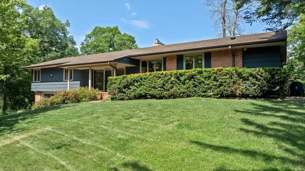 Minnetonka, MN 55345,4639 Ellerdale RD