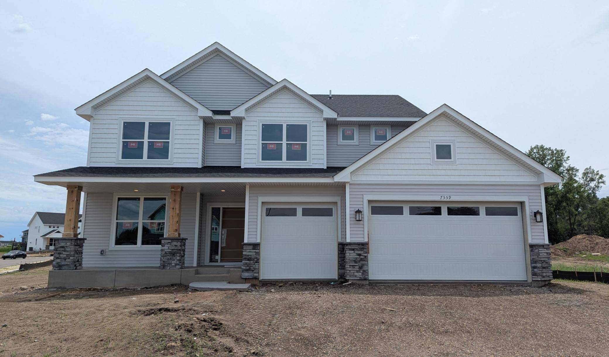 7559 Upper 42nd ST N, Oakdale, MN 55128