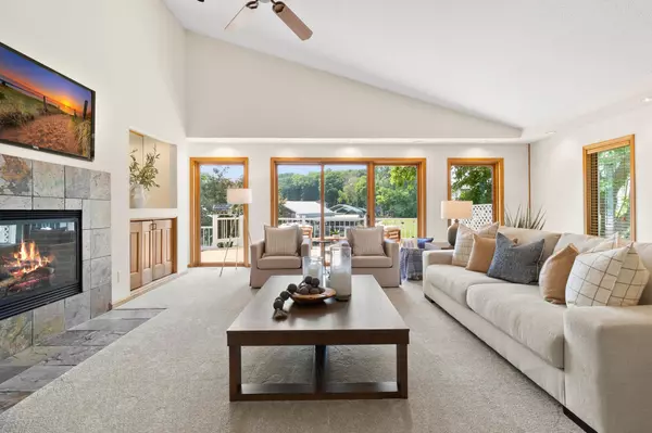 Mound, MN 55364,1701 Baywood LN