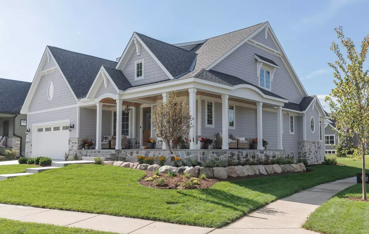 Hugo, MN 55038,14330 Grantaire LN N