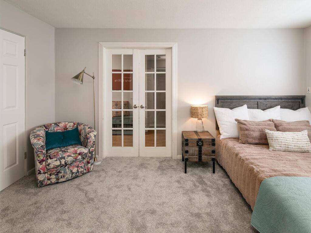 Minneapolis, MN 55408,2639 Colfax AVE S #1