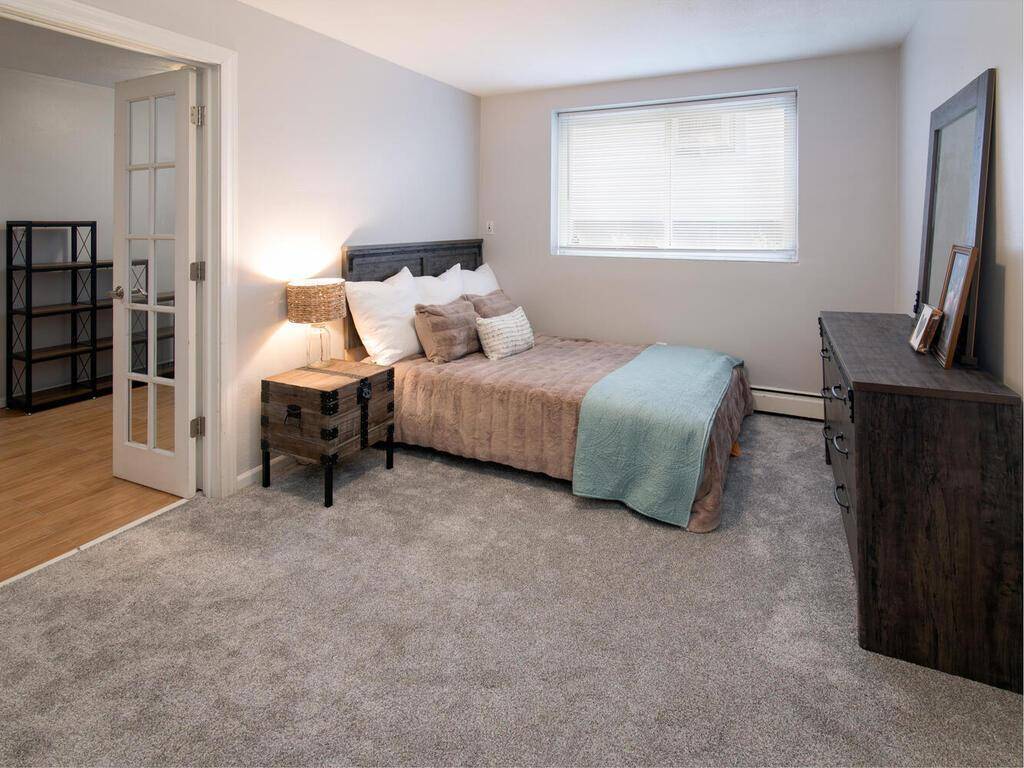 Minneapolis, MN 55408,2639 Colfax AVE S #1