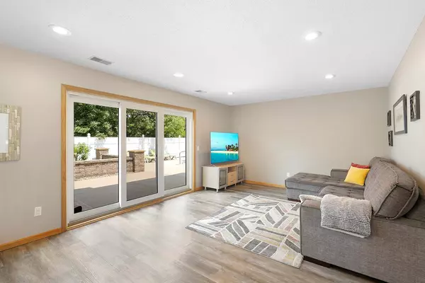 Big Lake Twp, MN 55309,20736 196th AVE NW