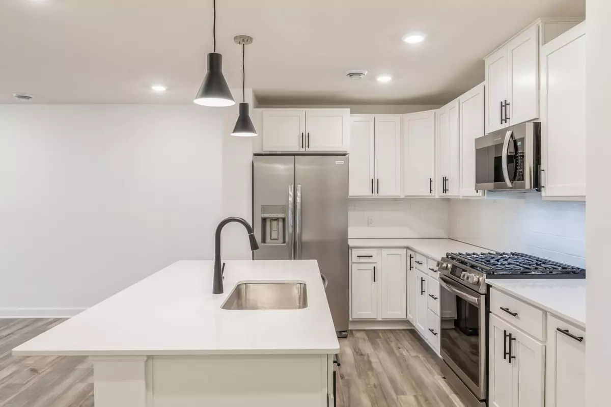 Farmington, MN 55024,21712 Denton AVE