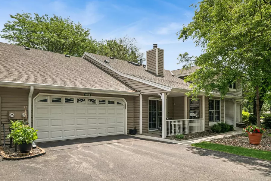 14764 Oak Run LN, Burnsville, MN 55306