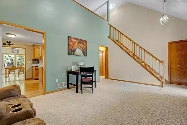 Isanti, MN 55040,417 Whiskey RD SW