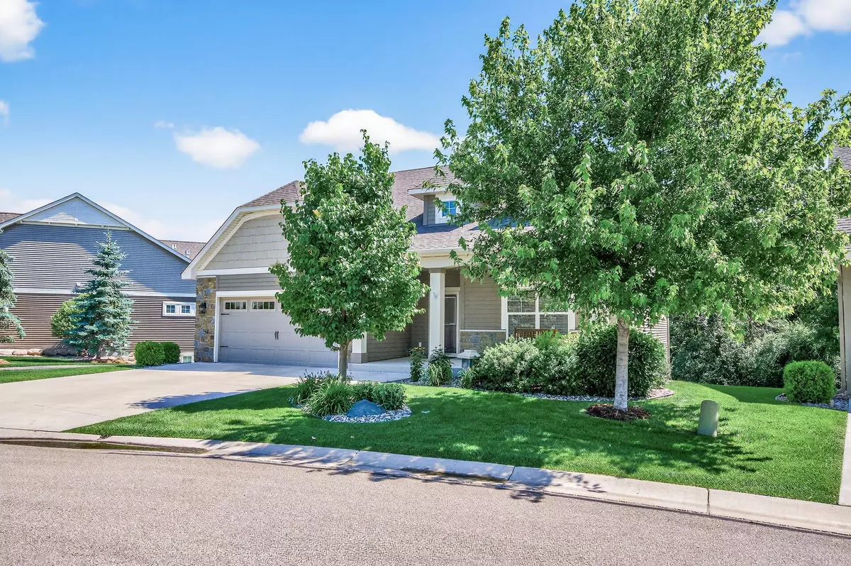 Waconia, MN 55387,721 Somerwood WAY