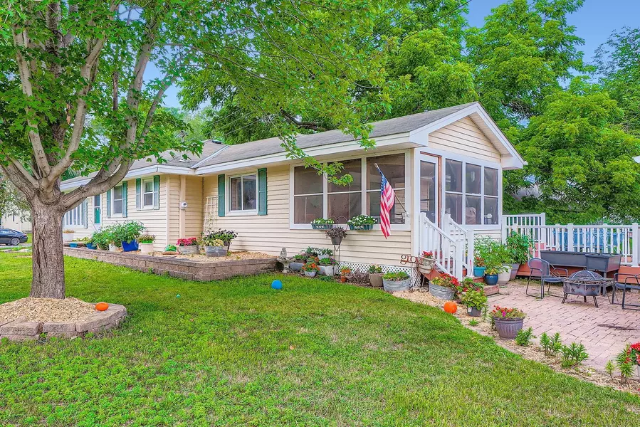 16351 Albany AVE SE, Prior Lake, MN 55372