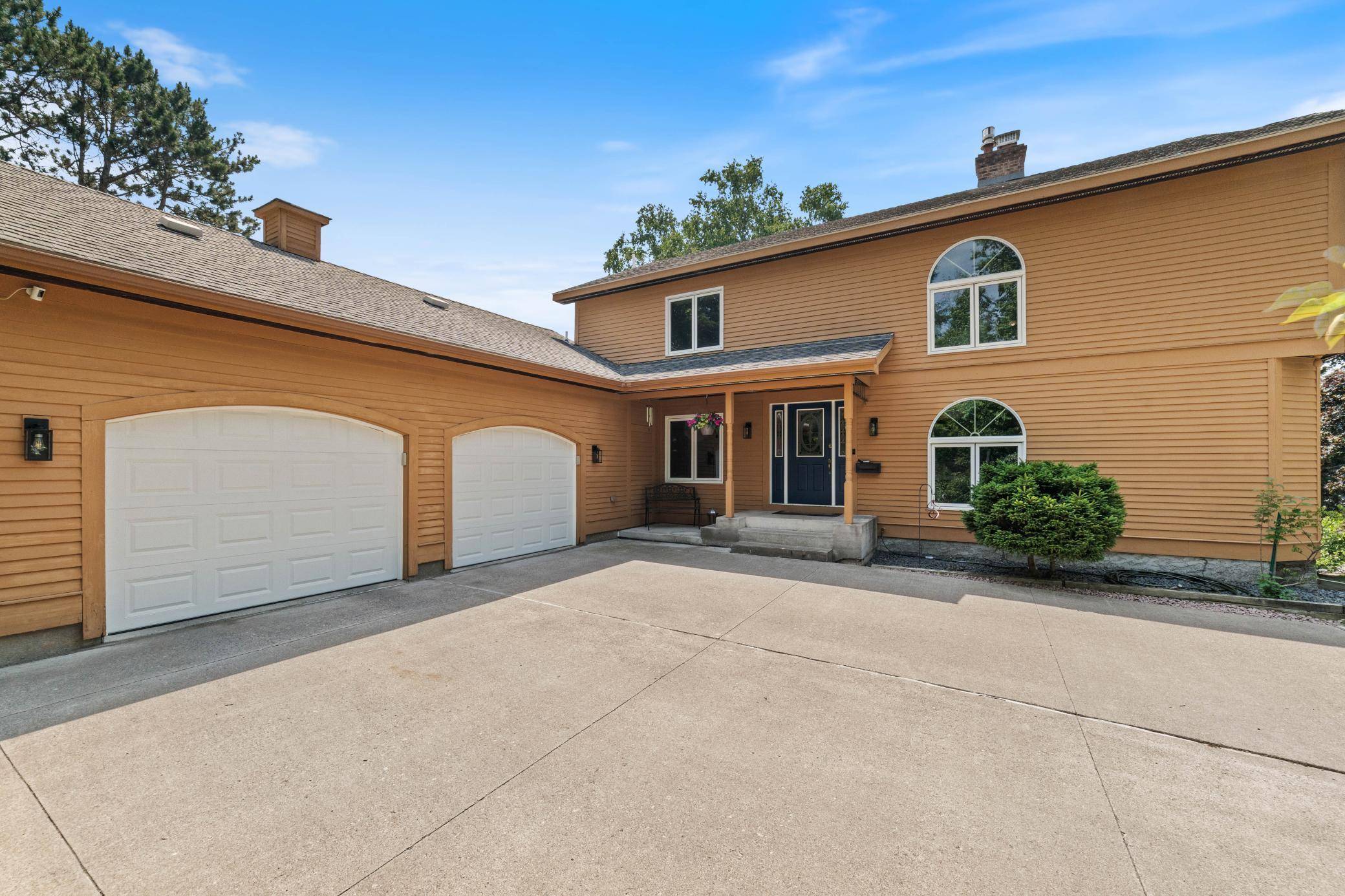 Duluth, MN 55803,430 Hartley PL