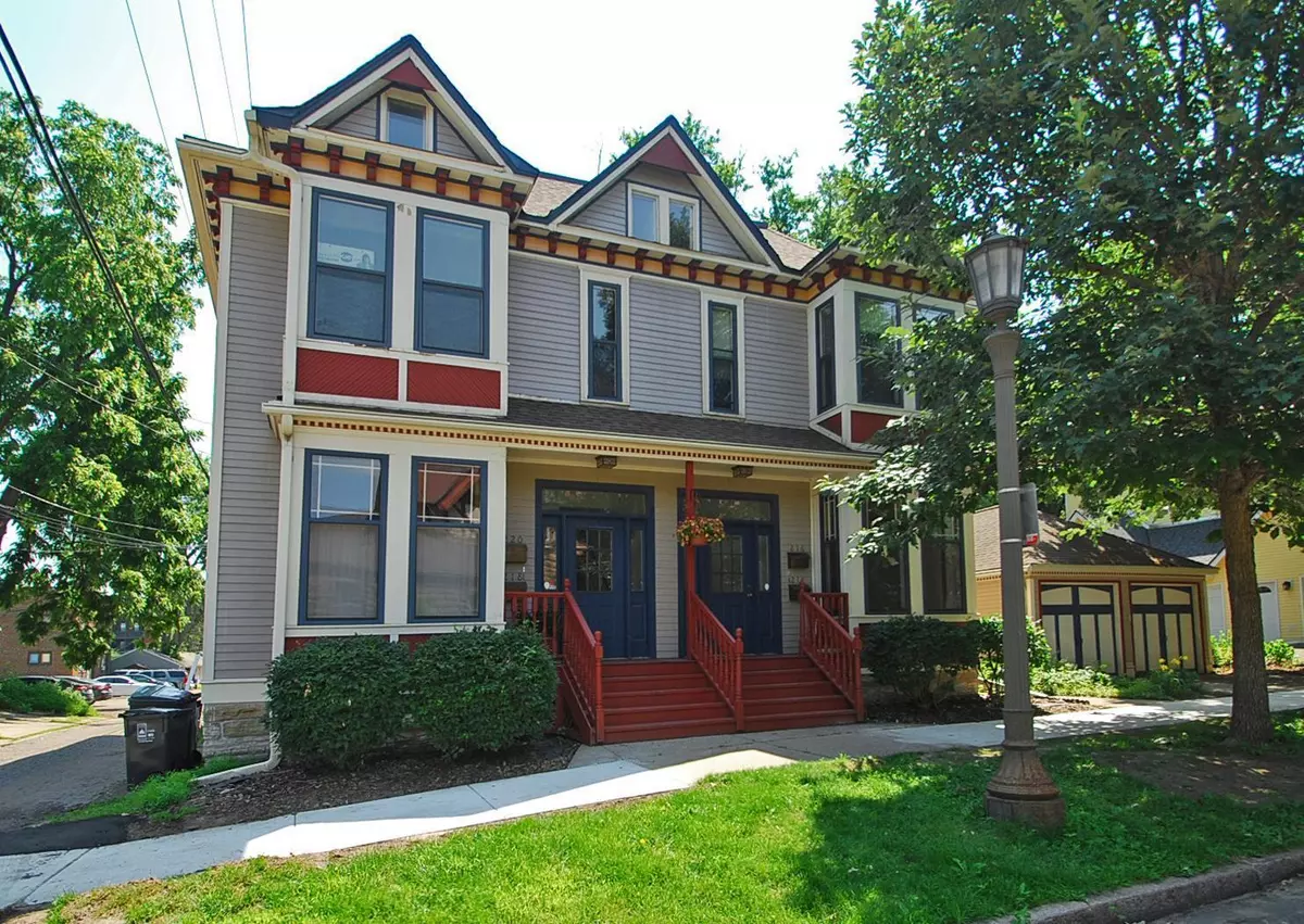 Saint Paul, MN 55102,214 Mackubin ST