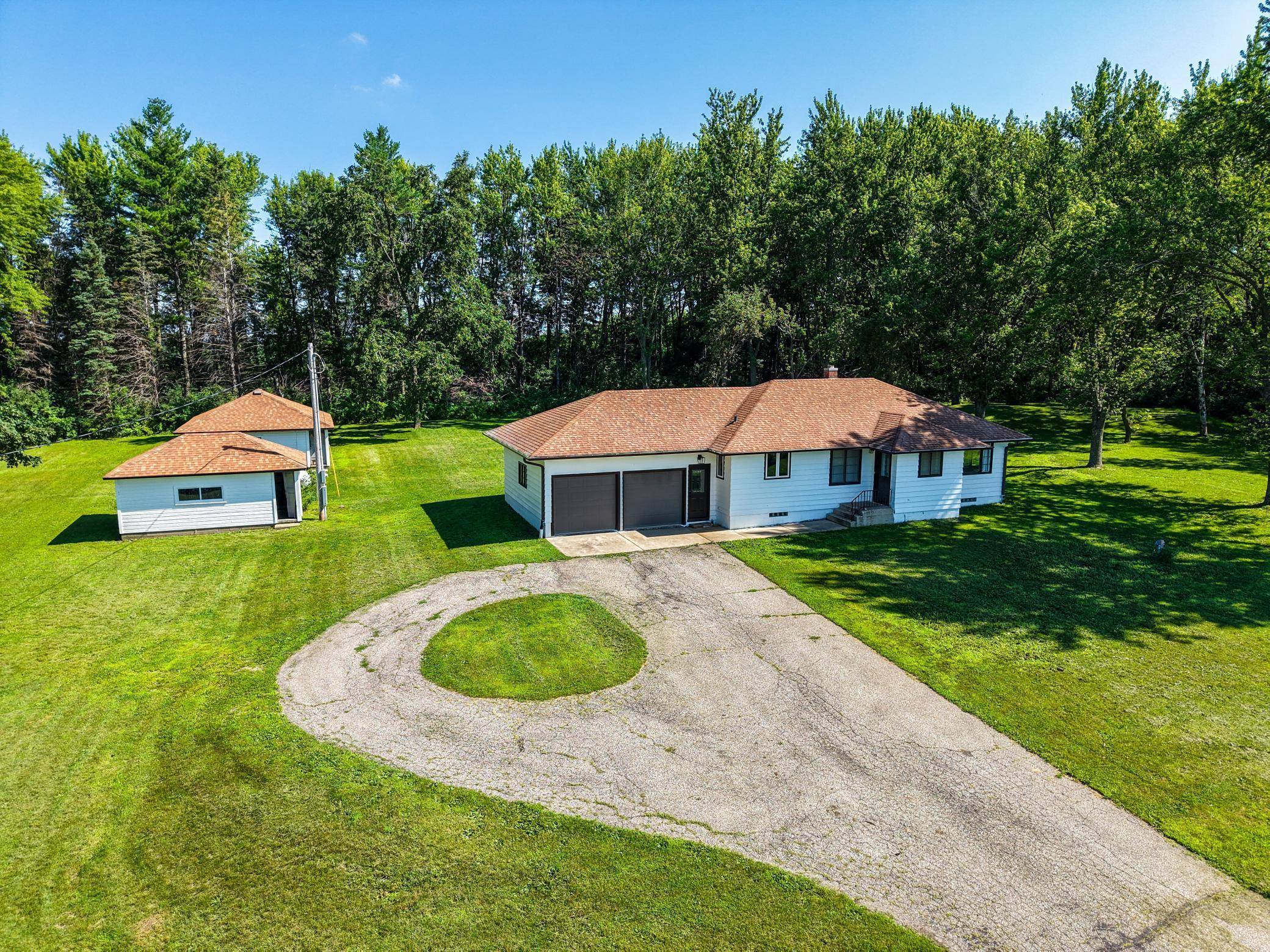 Rock Dell Twp, MN 55976,6241 Highway 30 SW