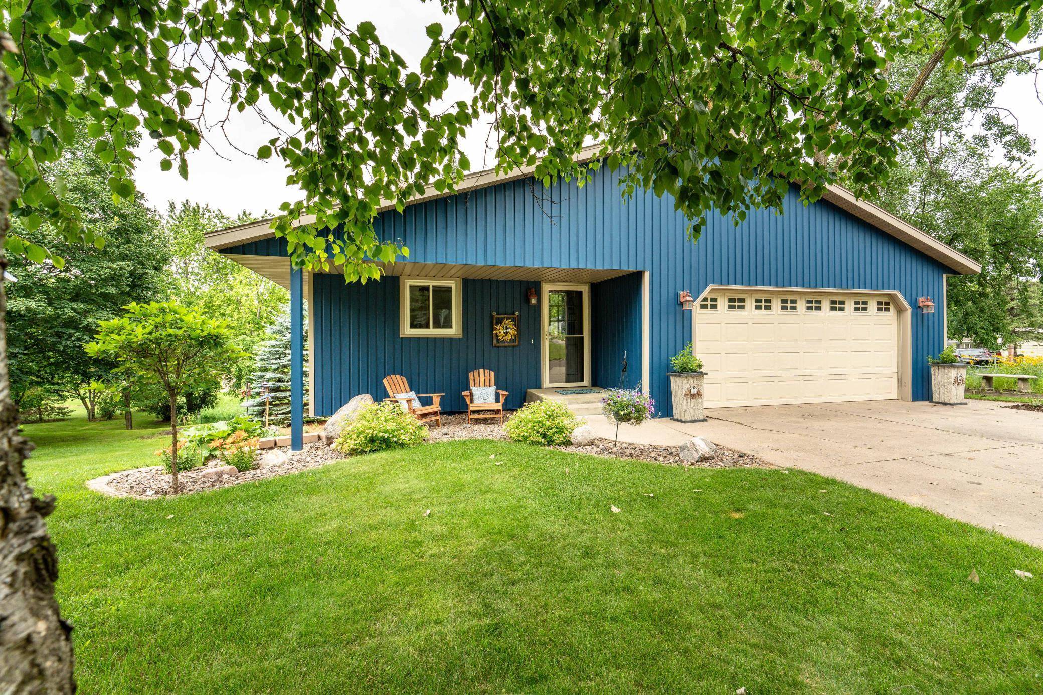 1017 Sunset DR, Fergus Falls, MN 56537