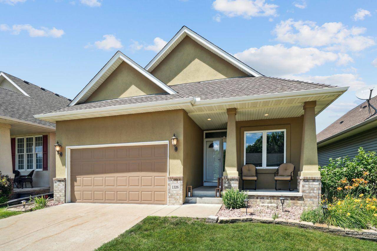 1326 Beachcomber BLVD, Waconia, MN 55387
