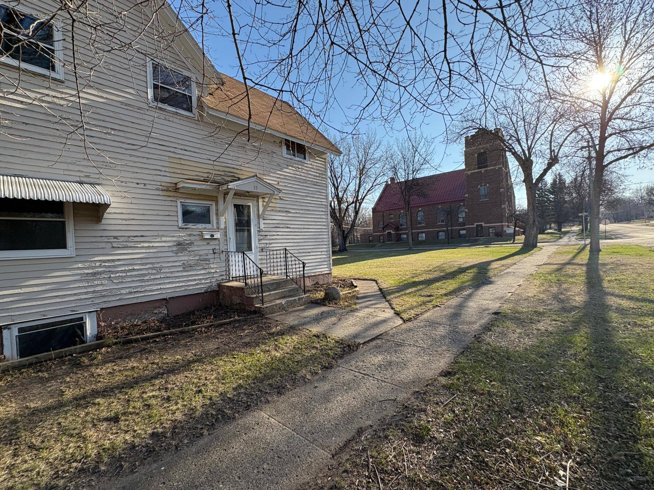 Appleton, MN 56208,35 W Rooney AVE