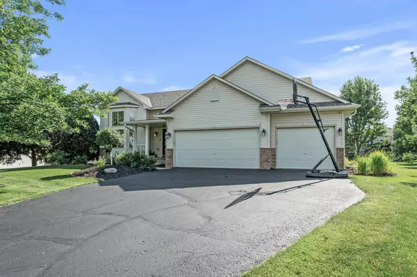 Rogers, MN 55374,13708 Bluewing DR