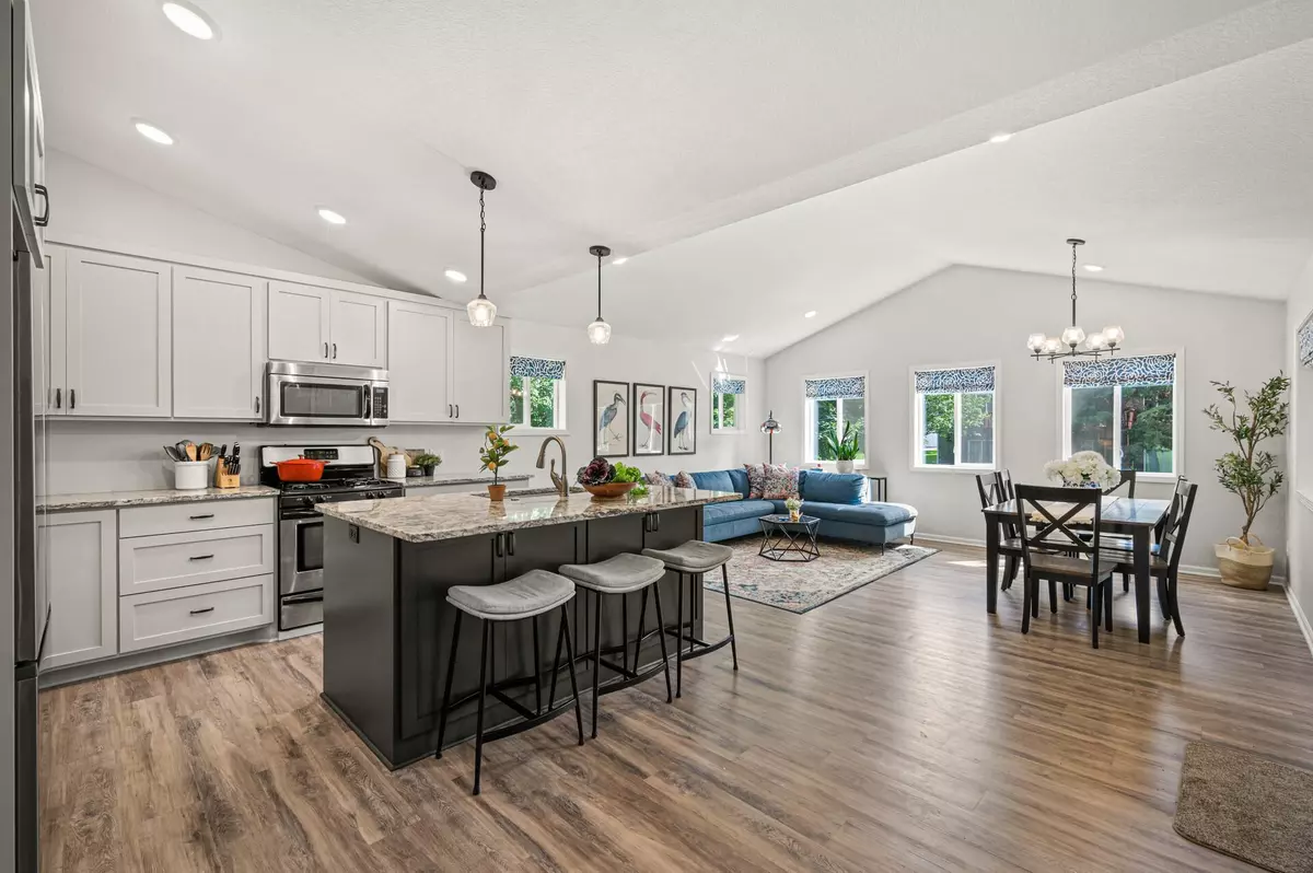 Blaine, MN 55434,1234 123rd AVE NE