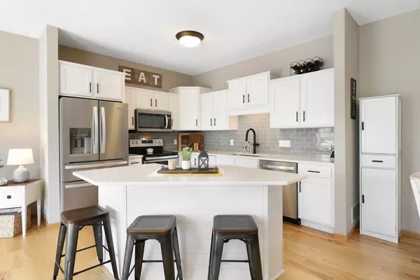 Lakeville, MN 55044,20077 Highview AVE