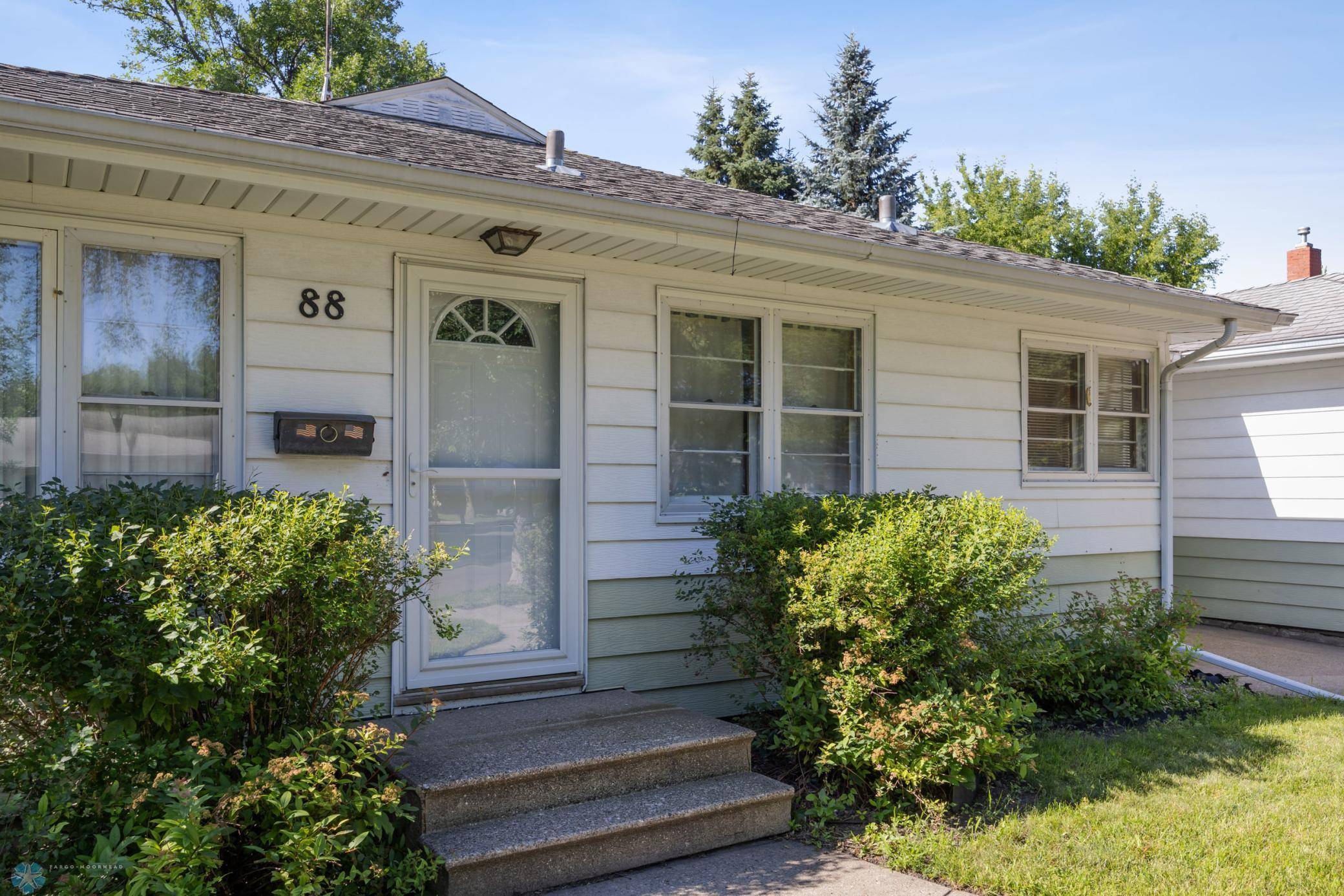 Fargo, ND 58102,88 16th AVE N