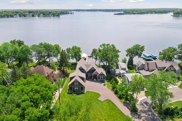 Mound, MN 55364,2640 Lakewood LN