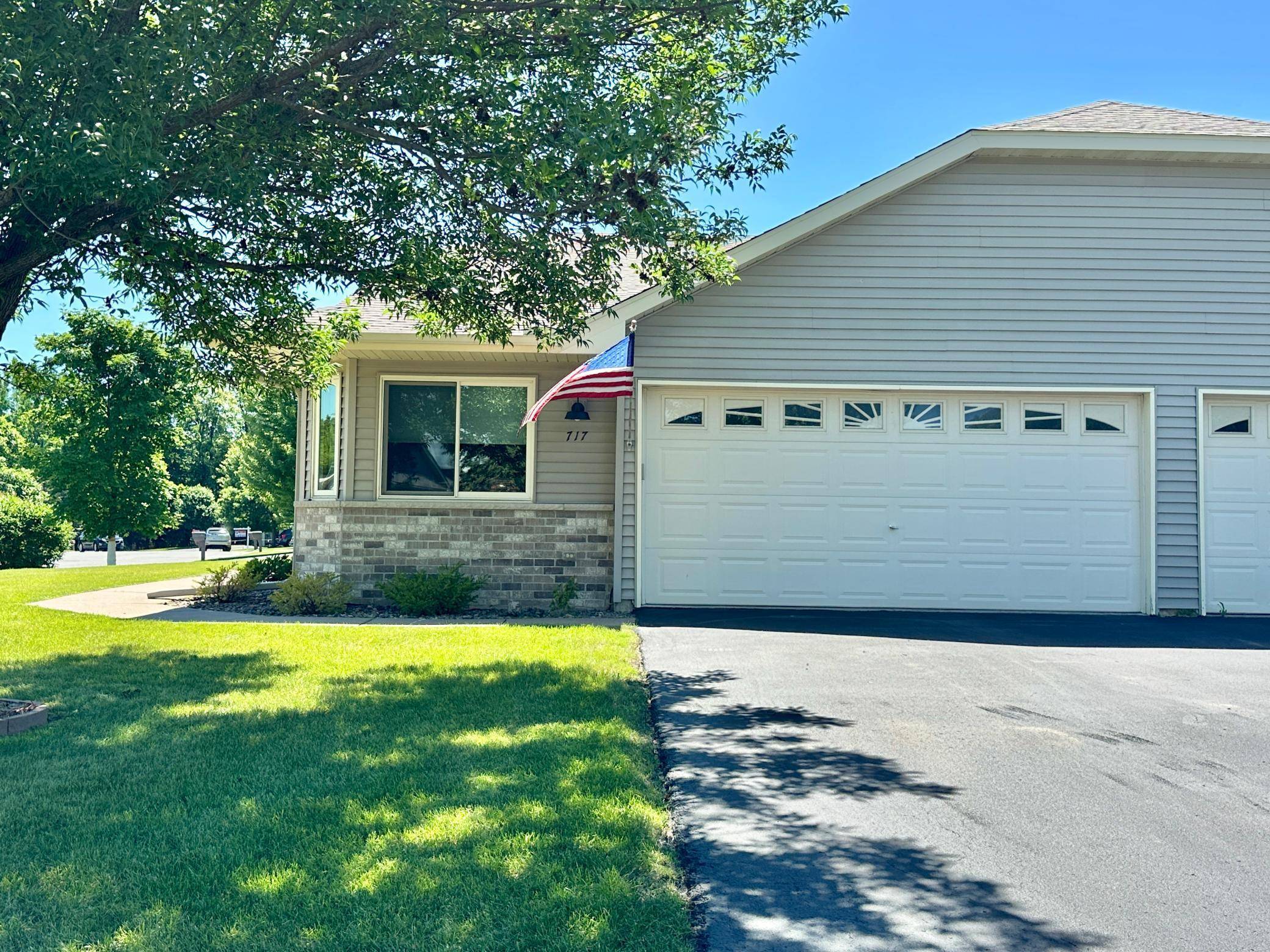 Saint Croix Falls, WI 54024,717 Overlook CT