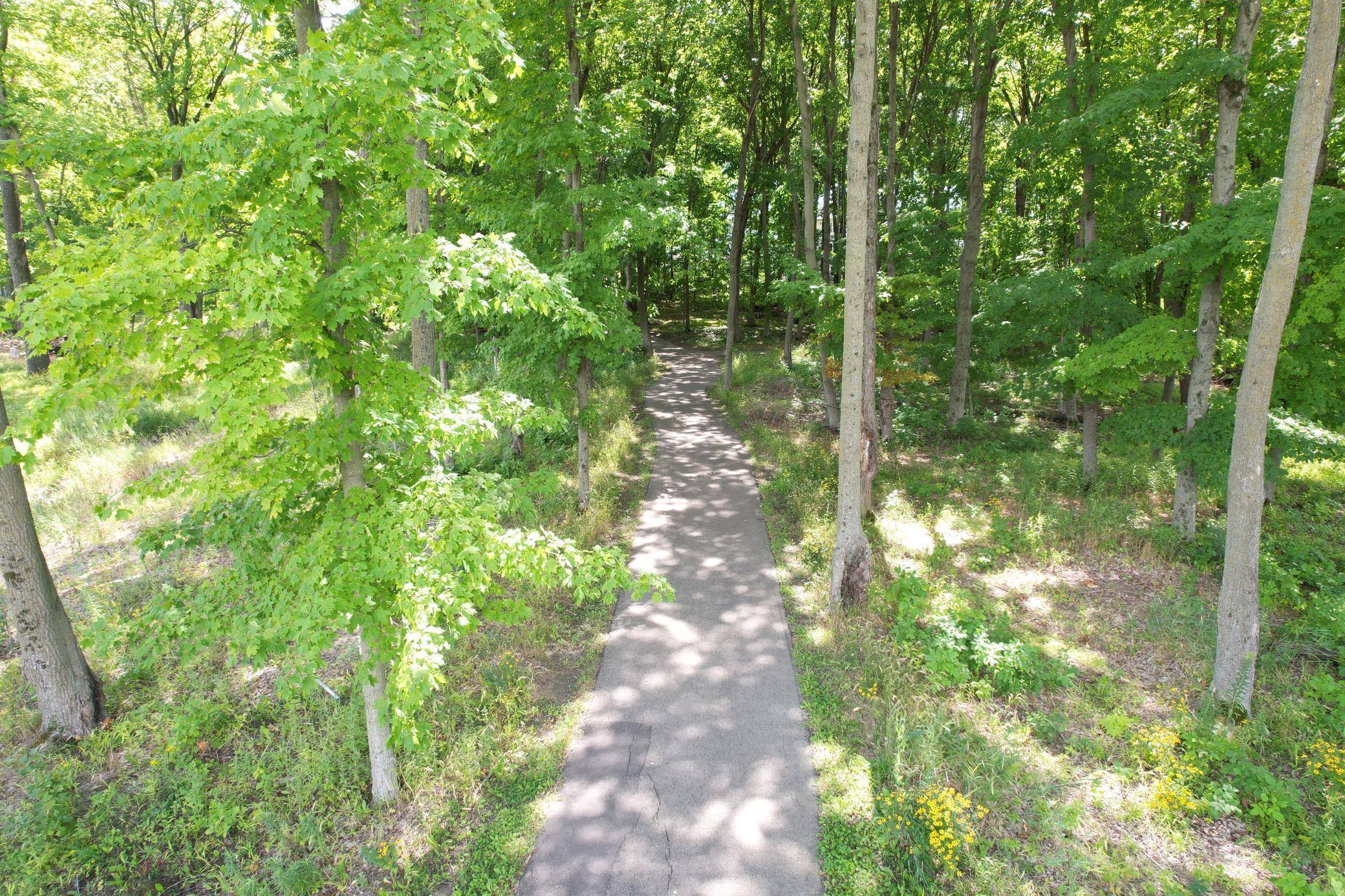 Minnetrista, MN 55331,4559 Meadowview LN