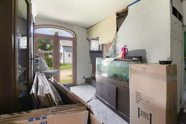 Albert Lea, MN 56007,1017 James AVE