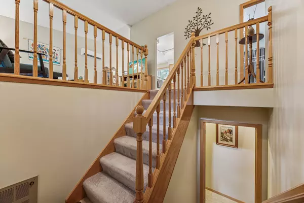 Lino Lakes, MN 55014,487 Lois LN