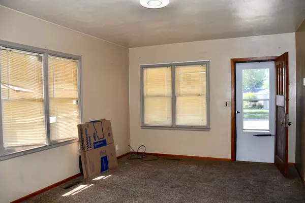 Thief River Falls, MN 56701,216 6th ST W