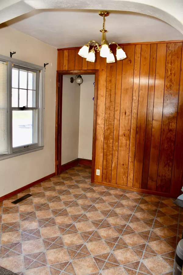 Thief River Falls, MN 56701,216 6th ST W