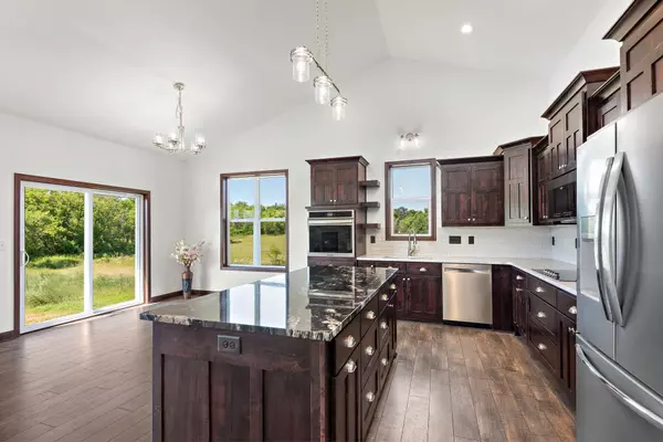 Zimmerman, MN 55398,11039 285th AVE