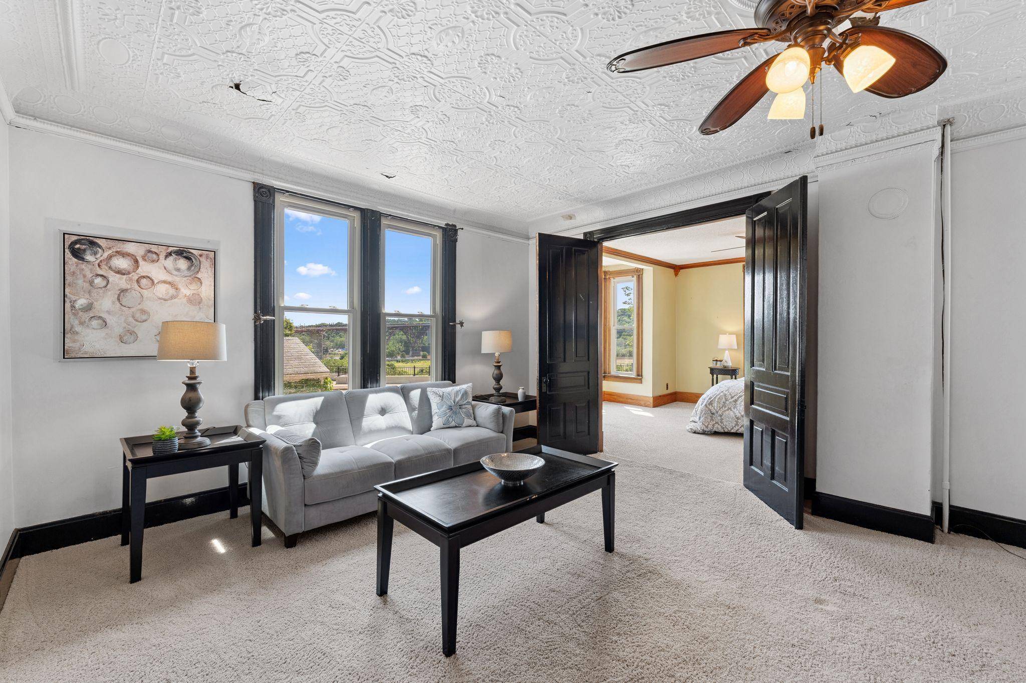 Saint Paul, MN 55102,275 Cliff ST