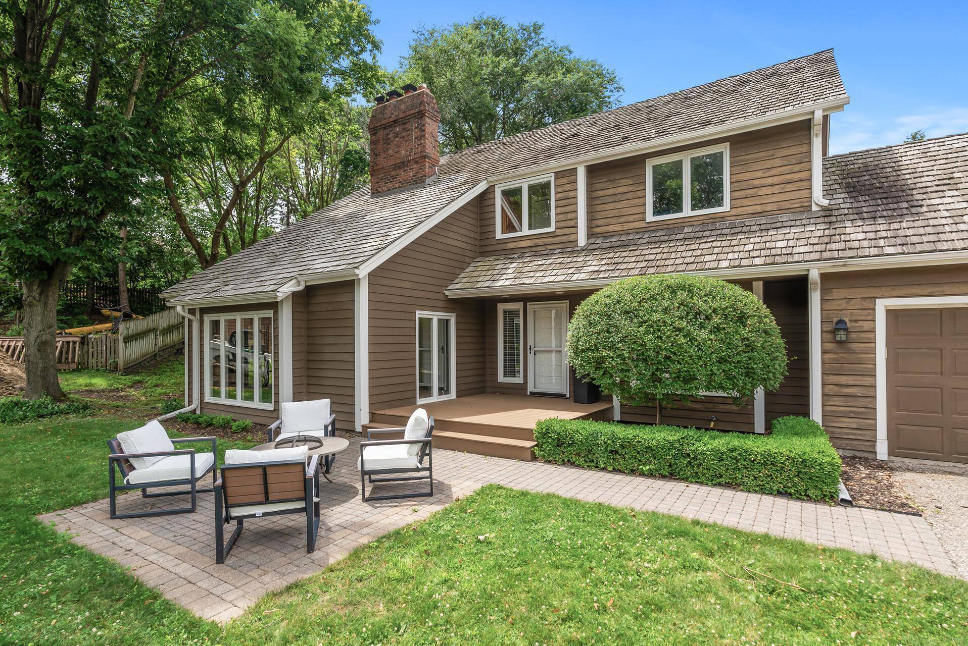 Eden Prairie, MN 55346,6810 Sand Ridge RD