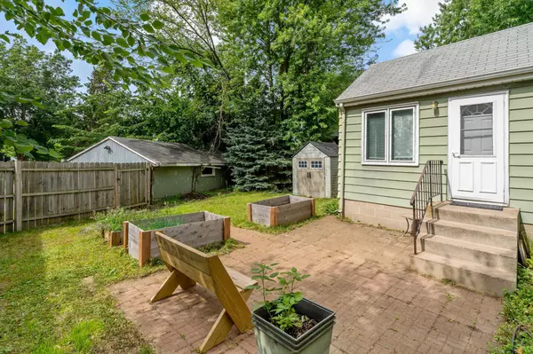 Saint Paul, MN 55119,2106 Stillwater AVE E