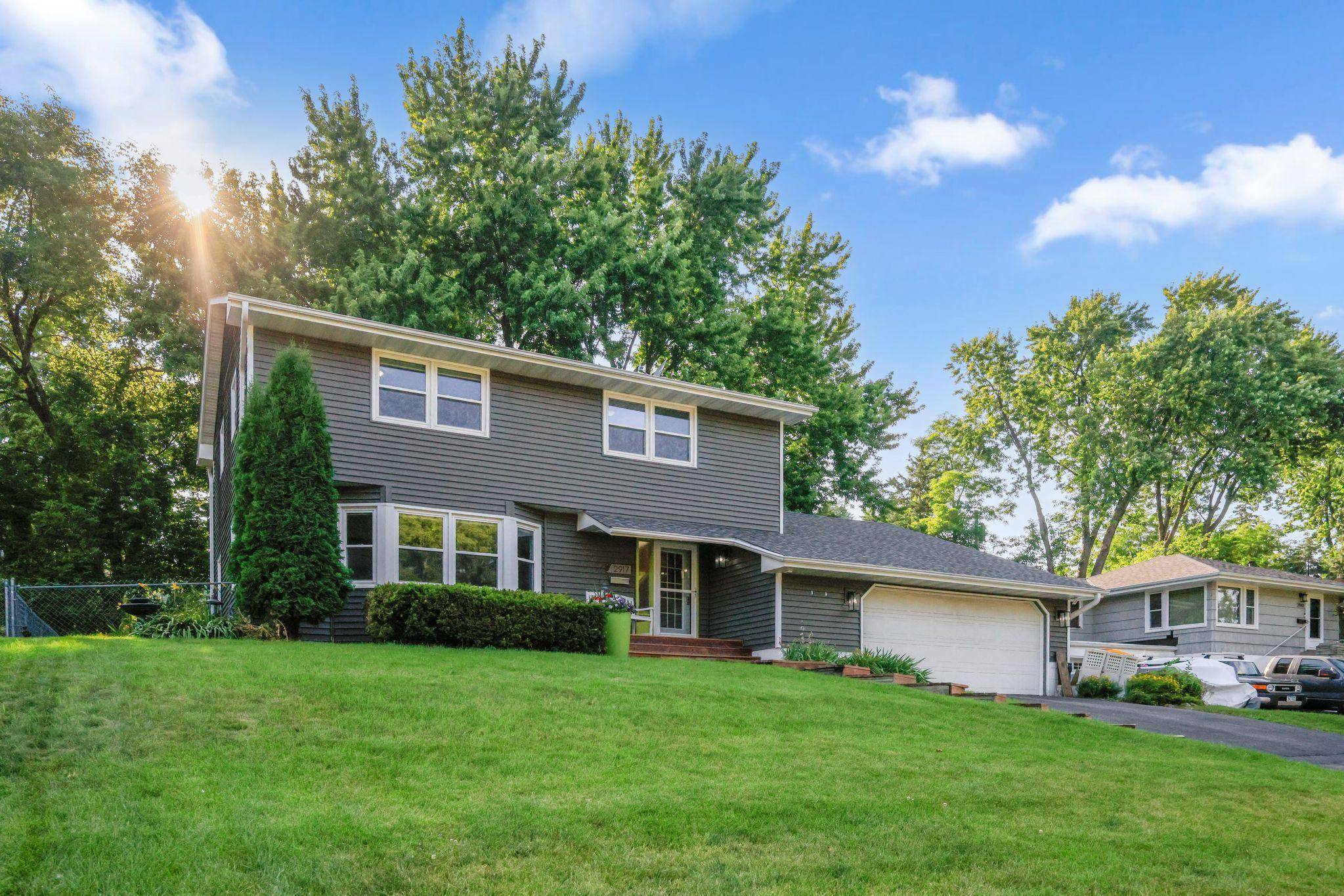 2917 Edgewood AVE N, Crystal, MN 55427