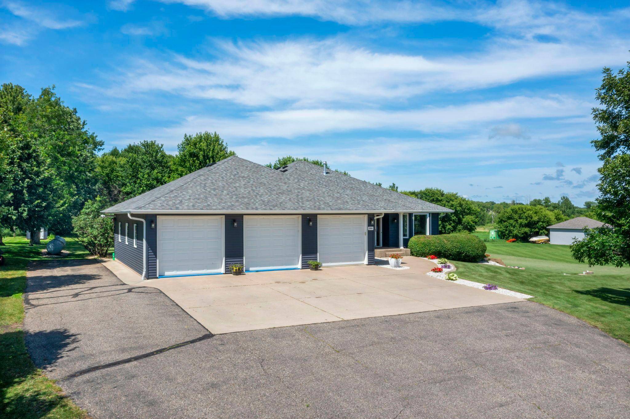 Hutchinson, MN 55350,20906 196th RD