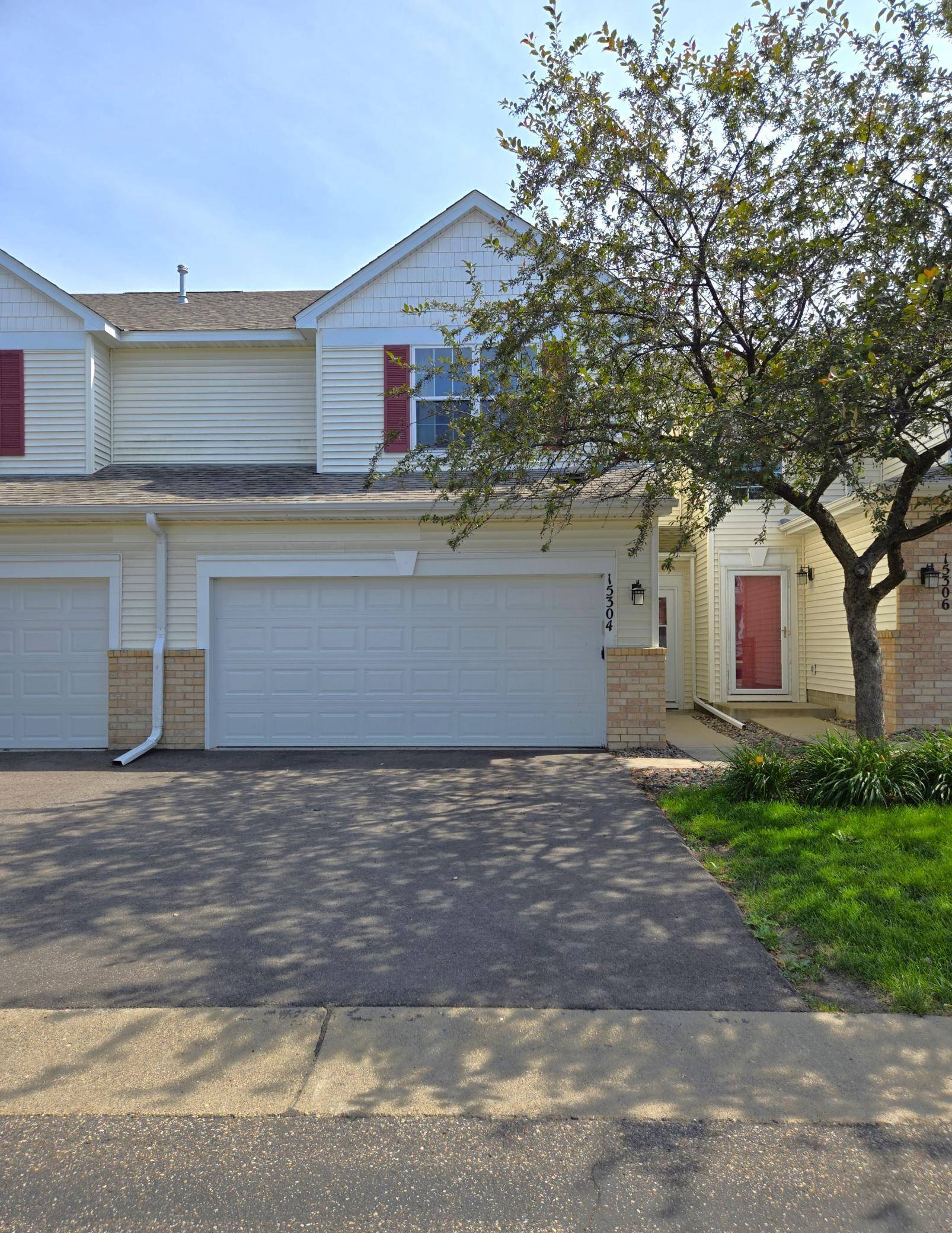 Apple Valley, MN 55124,15304 Flower WAY #206