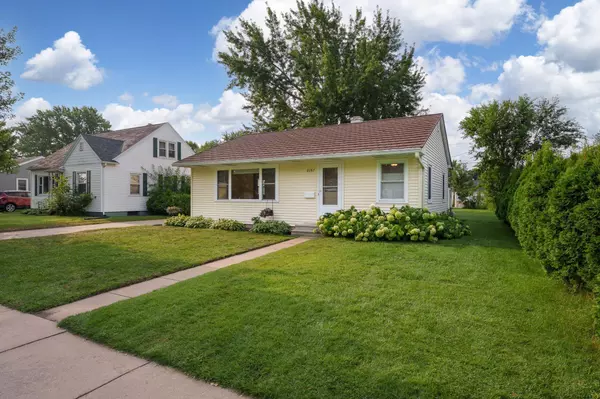 Eau Claire, WI 54701,2107 Valmont AVE