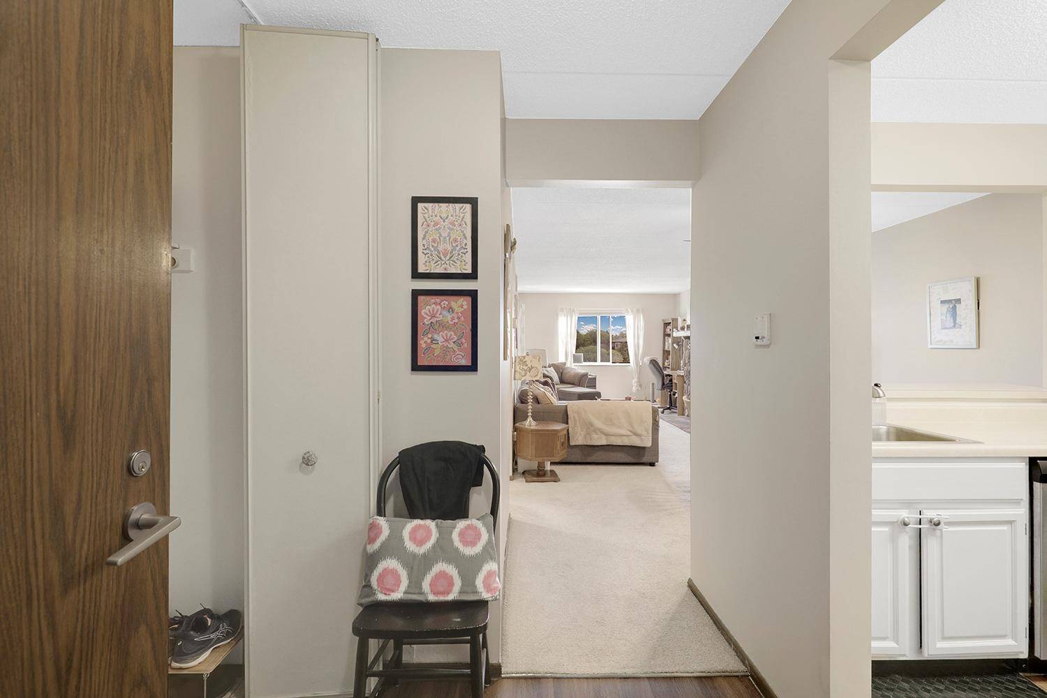 Saint Louis Park, MN 55426,3300 Louisiana AVE S #517