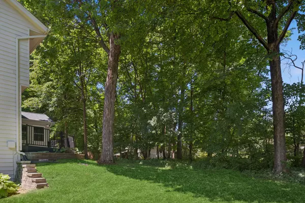 Eden Prairie, MN 55346,18752 Kristie LN