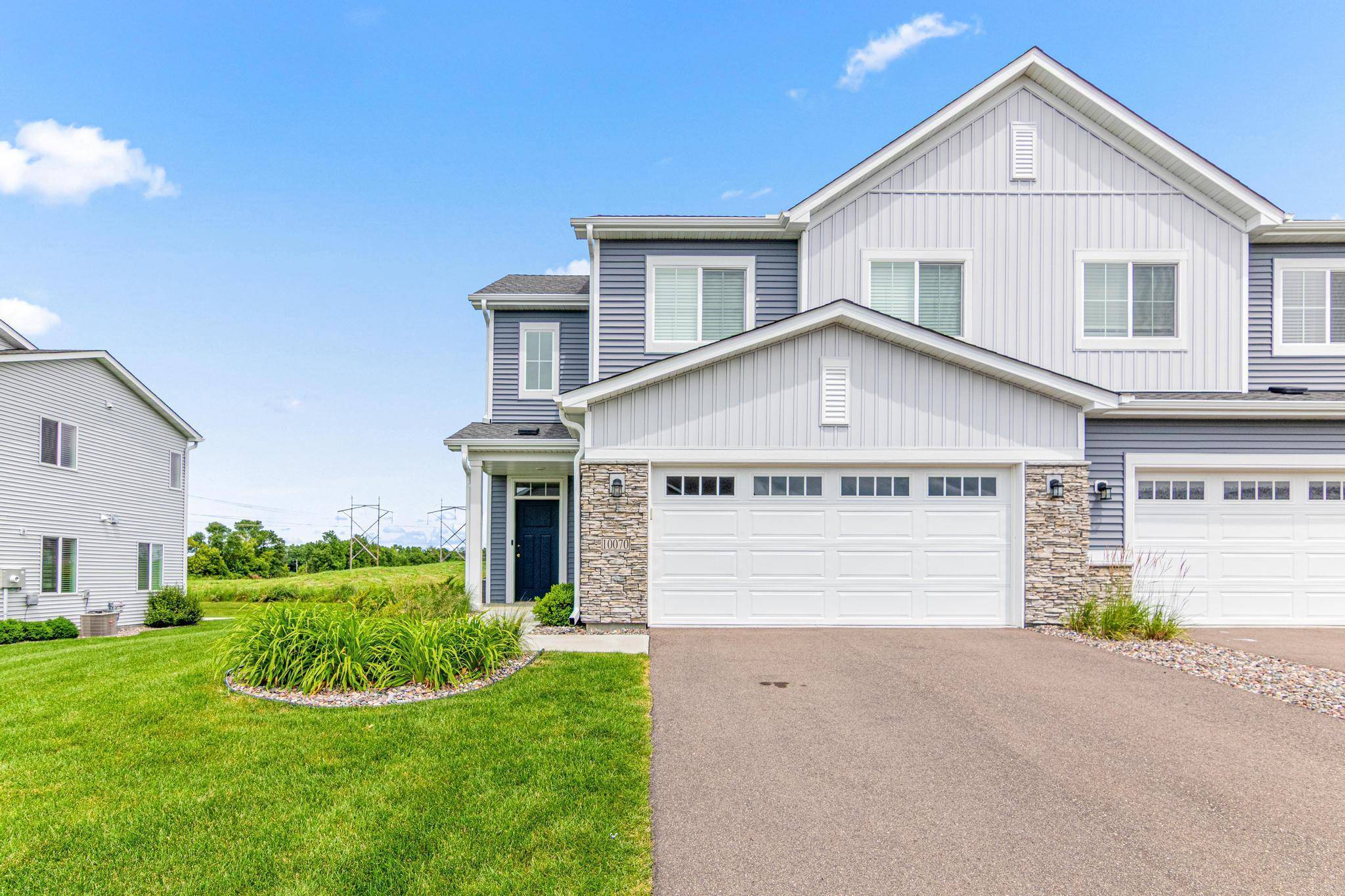 10070 32nd ST NE, Saint Michael, MN 55376
