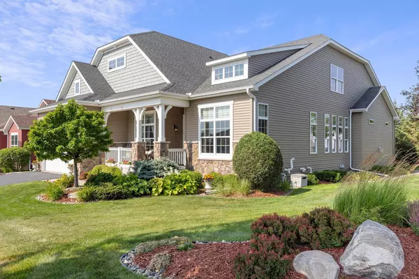 Maple Grove, MN 55311,7499 Peony LN N