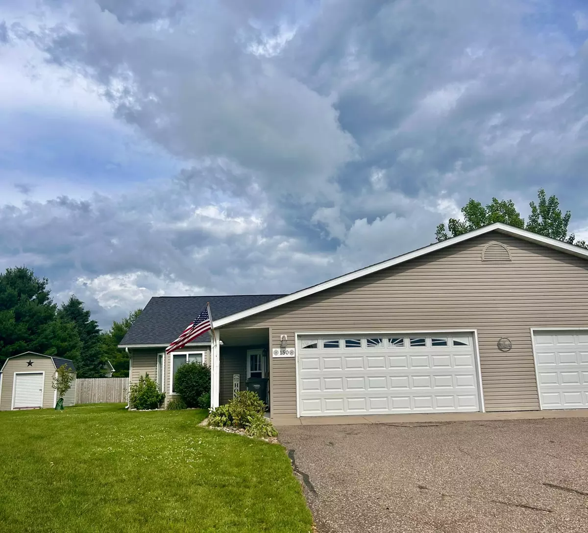 Baldwin, WI 54002,150 Willow CIR