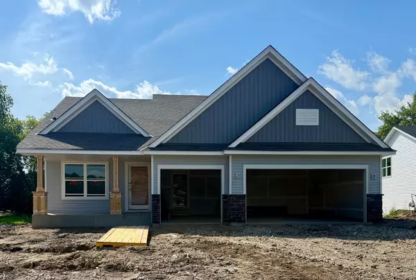 819 Erickson LN, Buffalo, MN 55313