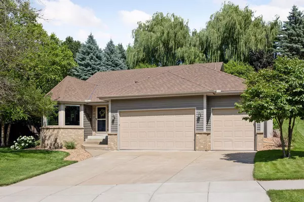 Maple Grove, MN 55311,6746 Timber Crest DR