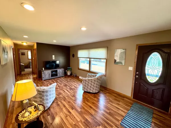 Stewartville, MN 55976,207 3rd ST SE